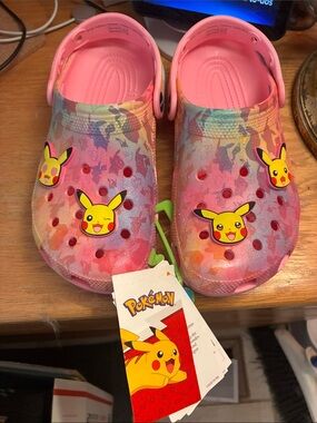 CROCS Kids Pikachu Tie-Dye Pink Clog Sandals
